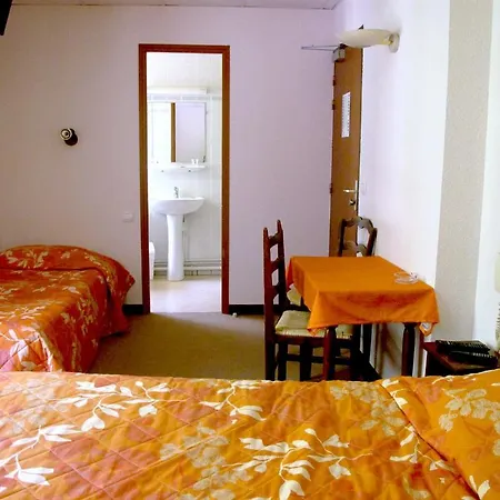 Hotel Restaurant - Acacias Bellevue 2*