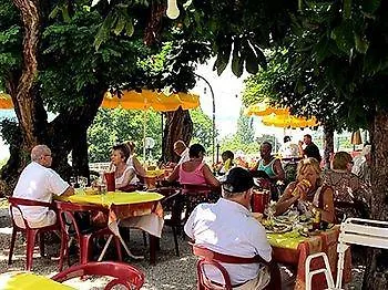 מלון Restaurant - Acacias Bellevue וויריר-דו-לאק